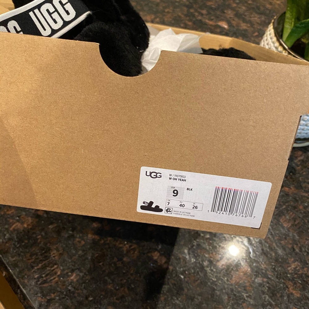 Ugg Slides - image 3